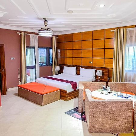 Triple Hill Hotel Accra Eksteriør billede