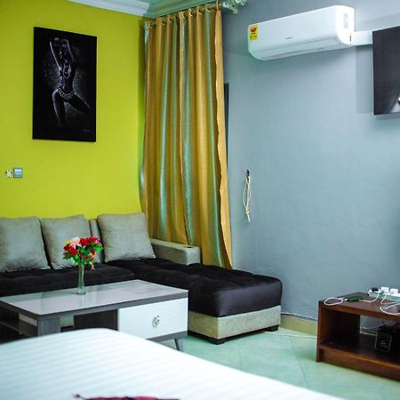 Triple Hill Hotel Accra Eksteriør billede